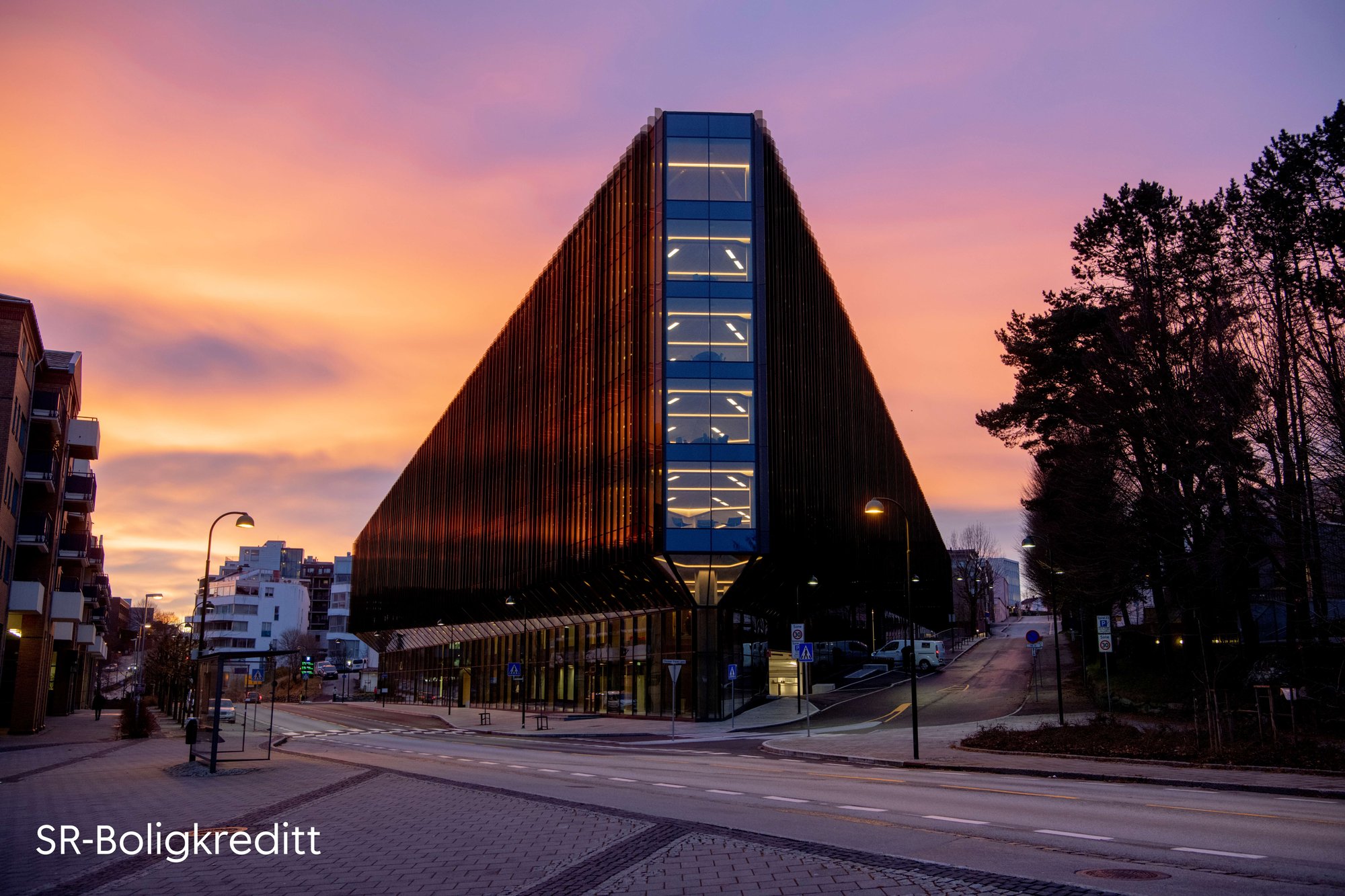 finansparken_3_medlogo_compressed finansparken_3_medlogo_compressed